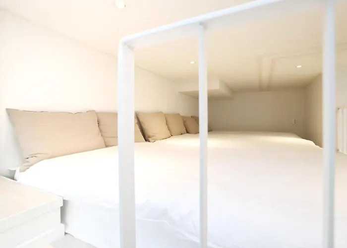 J Garden Myeongdong Station Appartement *