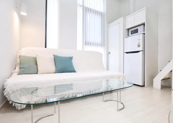 Appartement J Garden Myeongdong Station